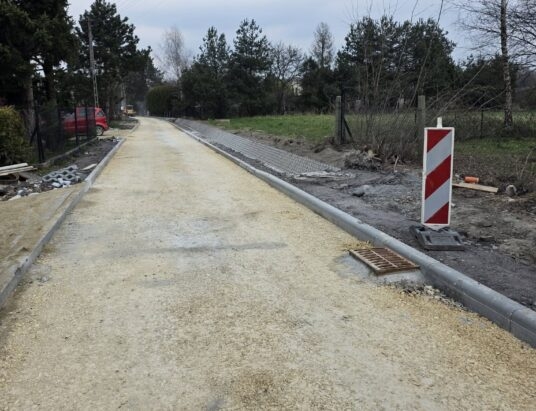 Zebrzydowice inwestują w drogi. Podpisano kolejne umowy