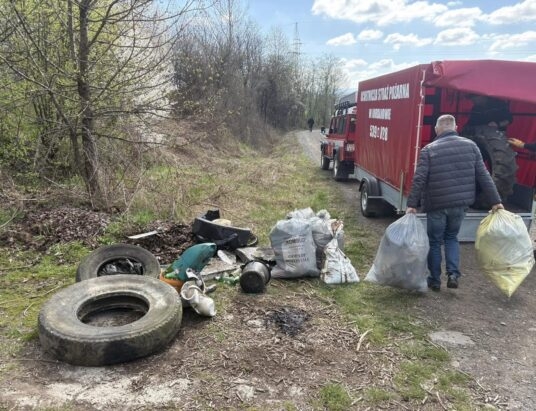Ogromna ilość śmieci po sprzątaniu w Jordanowie | WIDEO, ZDJĘCIA