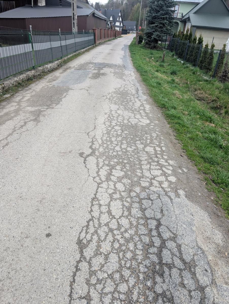 Bystra Podhalańska: Droga zniszczona po inwestycji do odbudowy
