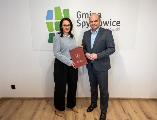 Zmiana warty w Gminnej Bibliotece Publicznej w Spytkowicach