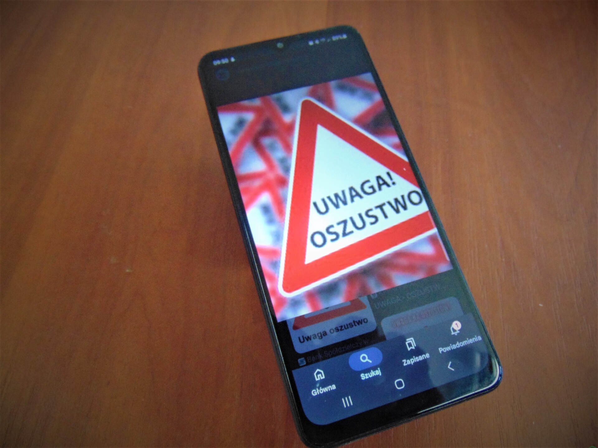 Zagrali na strachu i wyłudzili fortunę. Gdy dostaniesz taki telefon, od razu się rozłącz