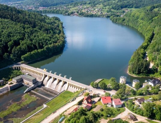 Remonty przy zaporach Czaniec i Porąbka