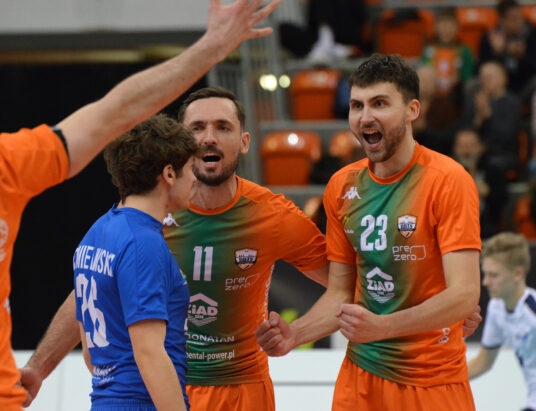 Zwycięski horror pod Dębowcem! BBTS zagra w półfinale