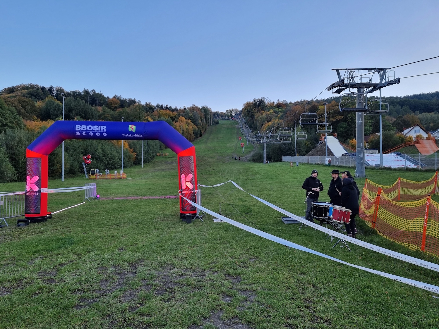 Na Dębowcu? Na lotnisku? Kultowa wakacyjna trasa koncertowa wystartuje w Bielsku-Białej