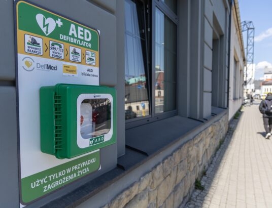 Trzy nowe defibrylatory w Bielsku-Białej