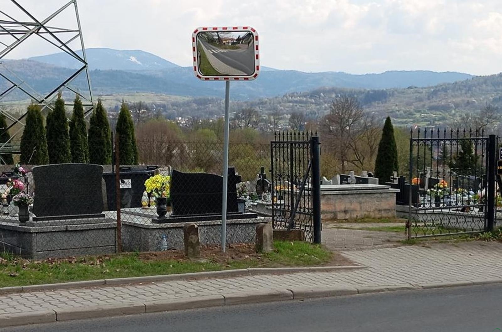 Radość taka, iż powstała „Ballada o lustrze”!