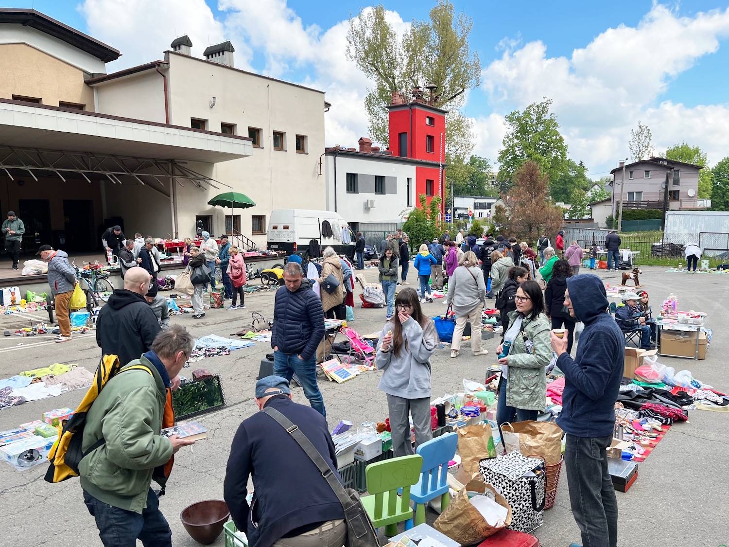 Wyprzedaż garażowa w bielskiej Kamienicy