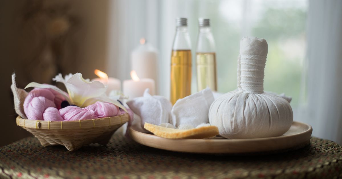 Jak wybrać dobrego masażystę? Kwalifikacje, opinie, bezpieczeństwo i pierwsza wizyta