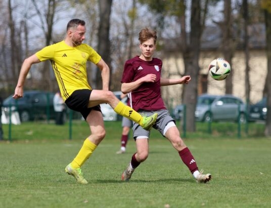 Lider ma się dobrze. Błękitni po raz kolejny z kompletem oczek | ZDJĘCIA
