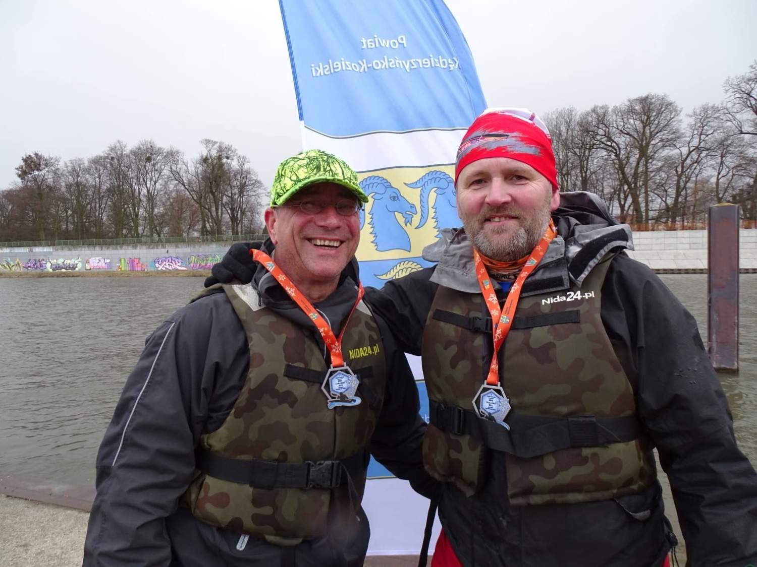 Przed nimi ponad 2 000 kilometrów. Wyruszają rzekami z Kaniowa do Belgii!
