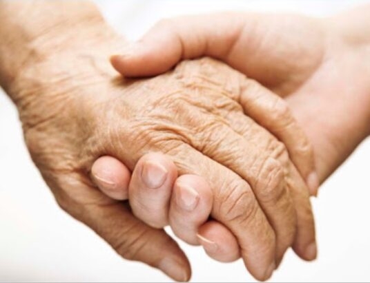 Pomogli staruszce z zanikami pamięci