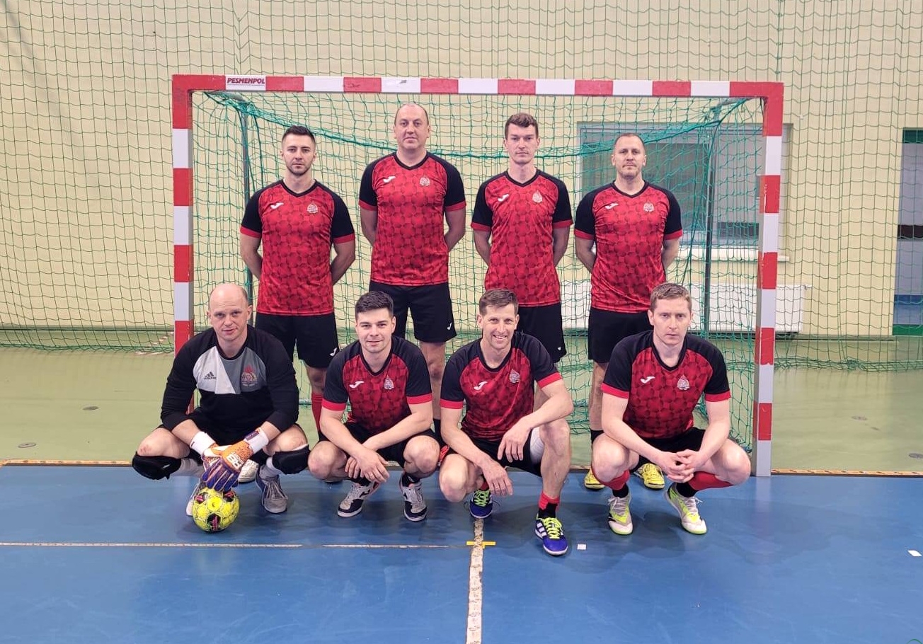 Futsalowa drużyna bielskich strażaków na trzecim miejscu