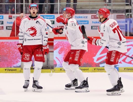 Od 1:4 do 5:4 w dogrywce! Tak potrafią tylko “Stalownicy”