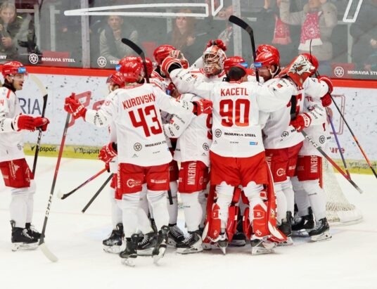 Rozstrzygnęła dogrywka. „Stalownicy” w finale! | ZDJĘCIA