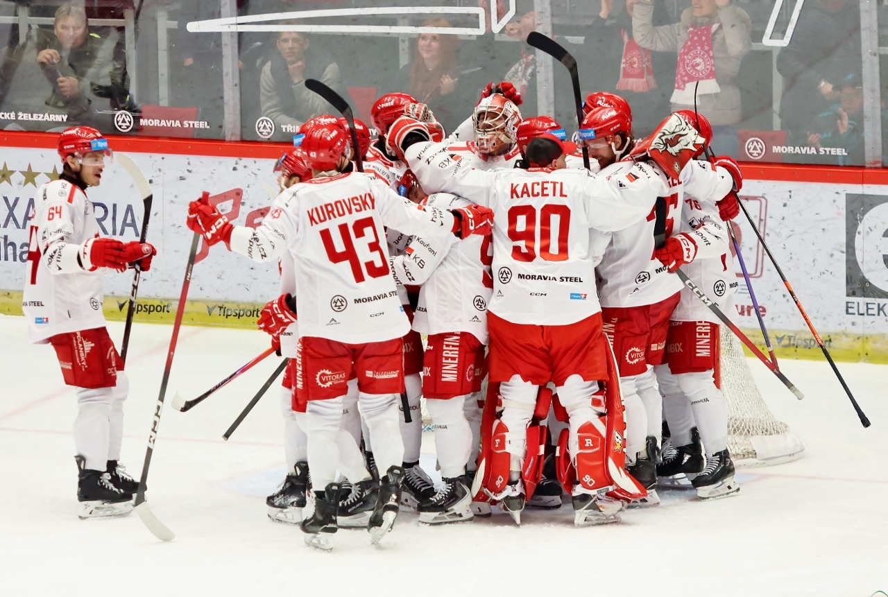 Rozstrzygnęła dogrywka. “Stalownicy” w finale! | ZDJĘCIA