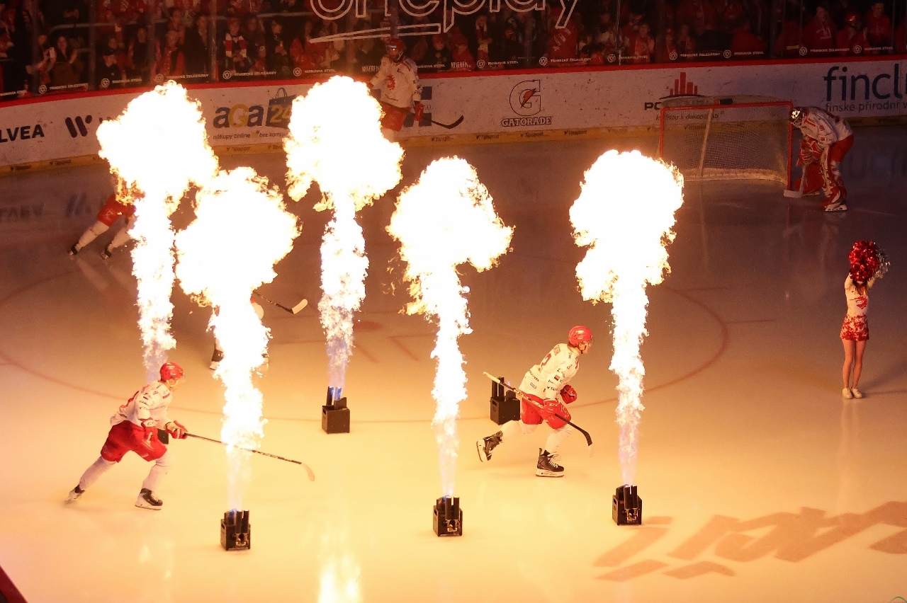 Dynamo wygrywa po dogrywce. Oceláři ze srebrem | ZDJĘCIA