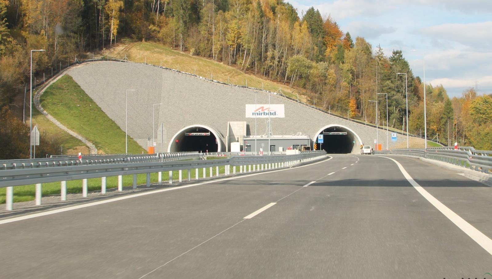 Jakie nazwy dla tuneli na S1?