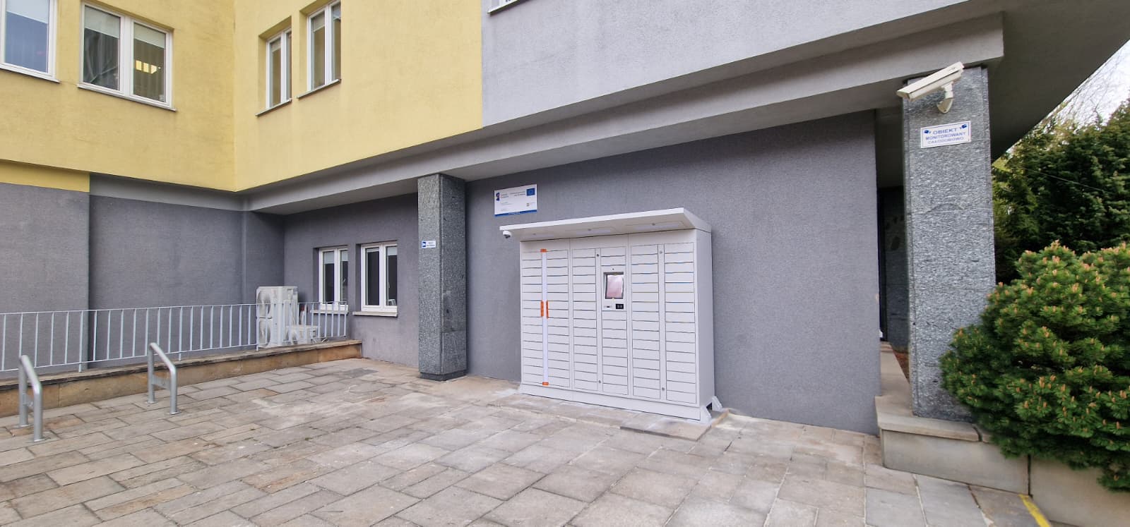 Pod starostwem postawiono „urzędomat”. Odbierzesz tam dowód rejestracyjny