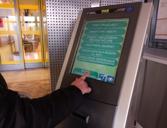 Koniec wątpliwości? ZUS pozwala zweryfikować zaświadczenia jednym kliknięciem