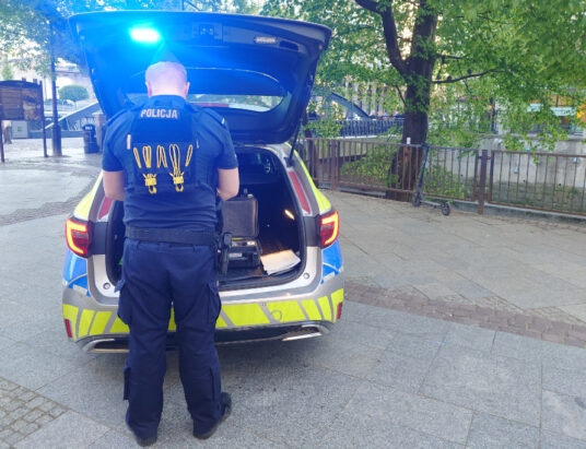 Slalomem na hulajnodze! Nietrzeźwy ukarany wysokim mandatem – foto