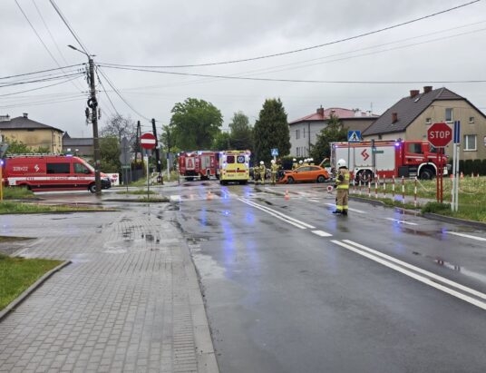 Groźne zderzenie w Kaniowie. Jedna osoba przewieziona do szpitala