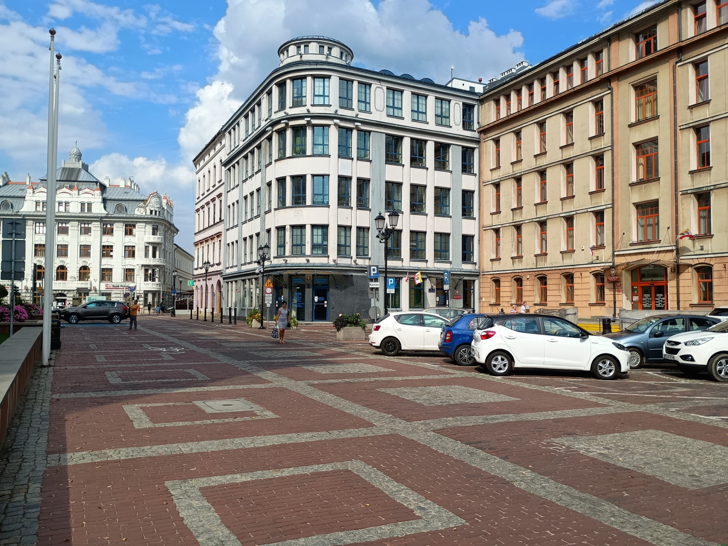 Plac Ratuszowy czasowo niedostępny dla kierowców