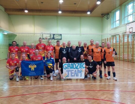 Sami Swoi Goleszów ponownie mistrzami Ligi Siatkówki „50 Plus”