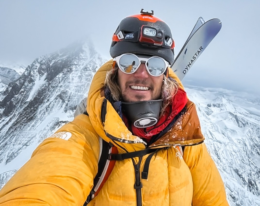 Imponujący wyczyn Bartka Ziemskiego. Bielszczanin zjechał z Lhotse na nartach