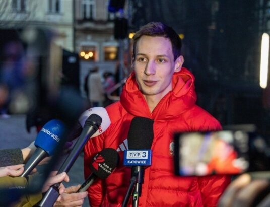 Olimpijczycy w końcu dostali obiecane im nagrody. Szef PKOl nie podziękował Tomasiakowi