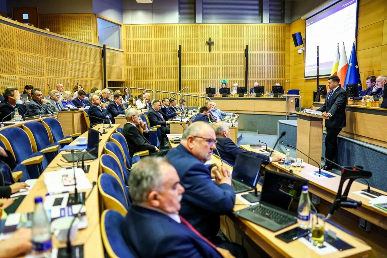 Wotum zaufania i absolutorium dla Zarządu Województwa Małopolskiego