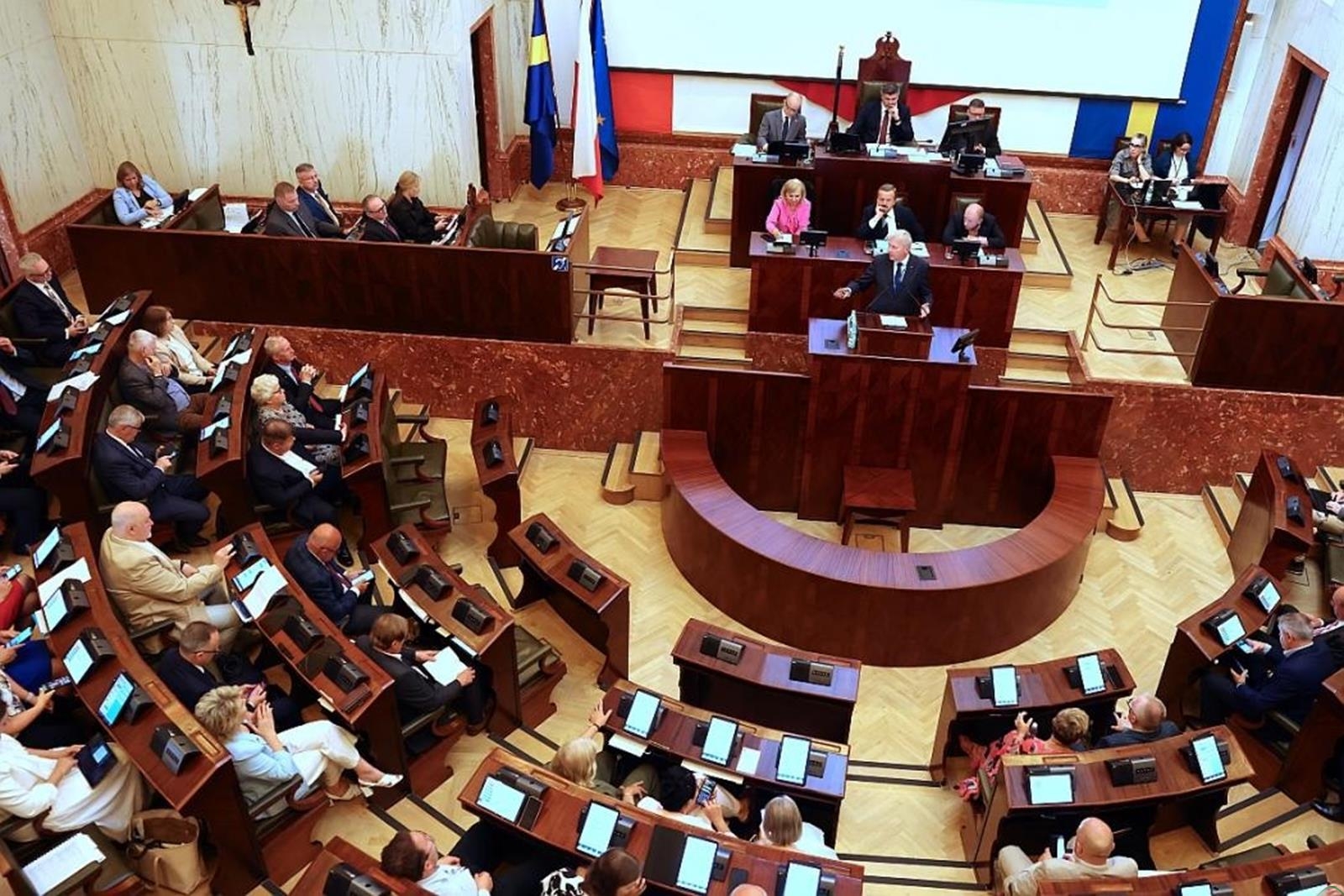 Zarząd Województwa Śląskiego z wotum zaufania i absolutorium