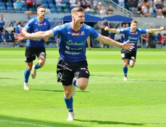Podbeskidzie w pierwszej lidze! Sandecja pokonana 3:1 | ZDJĘCIA