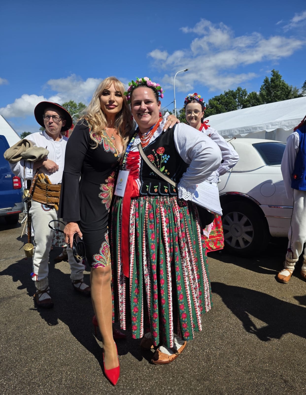 Święto Powiatu Bielskiego i Gminy Bestwina za nami! Wręczyliśmy puchar „Kroniki Beskidzkiej” w kulinarnych zmaganiach KGW