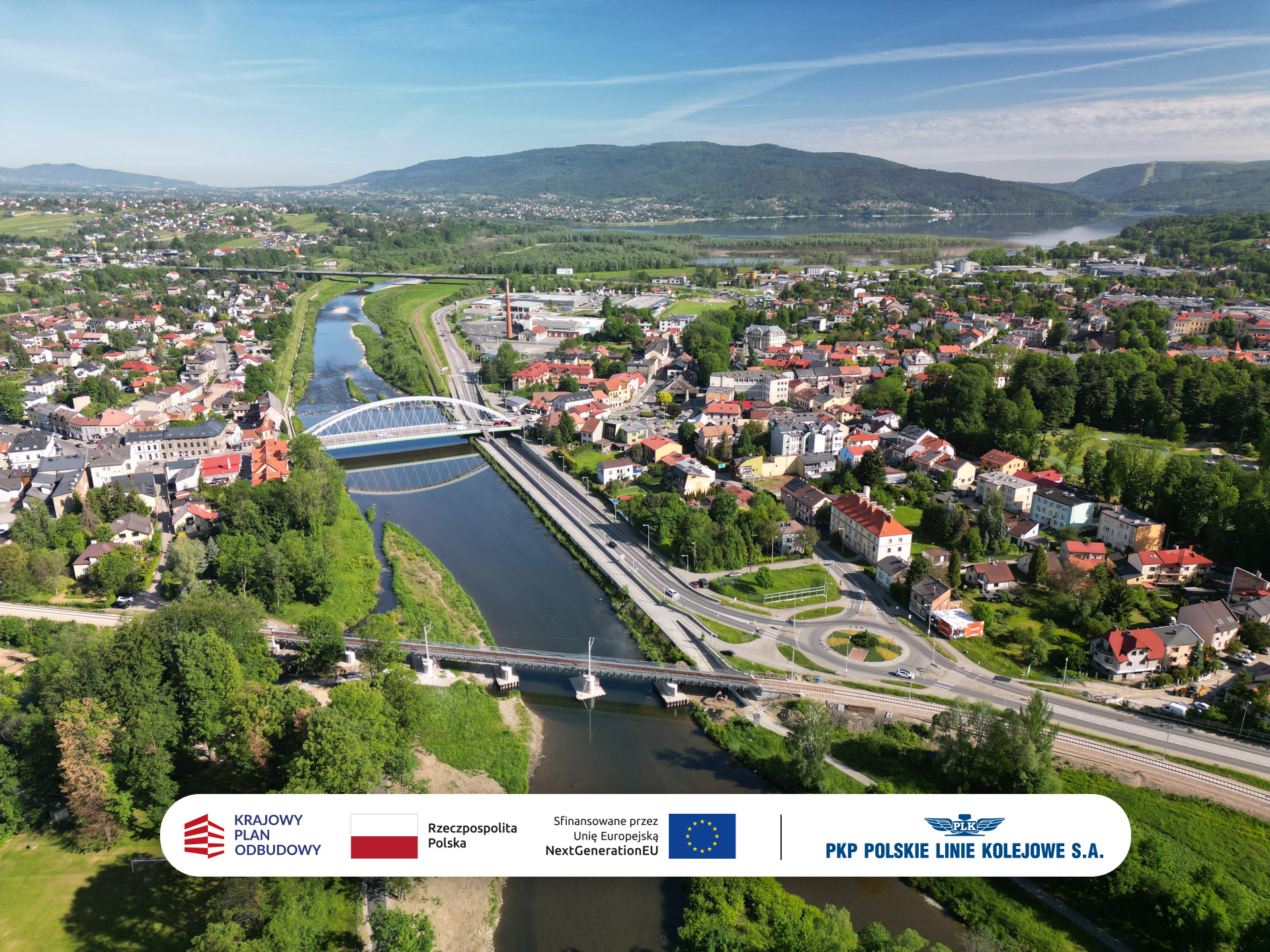 Beskidy bliżej kolei. Postępuje modernizacja linii Sucha Beskidzka – Żywiec – WIDEO, ZDJĘCIA