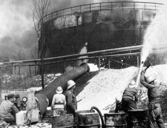 55. rocznica wielkiej tragedii. 26 czerwca 1971 r. w rafinerii wybuchł pożar