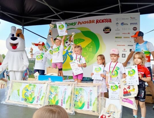 Ile sił w nogach! Kręcili o Puchar Reksia | ZDJĘCIA