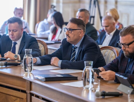 Prezydent z absolutorium. Nie brakowało jednak uszczypliwości