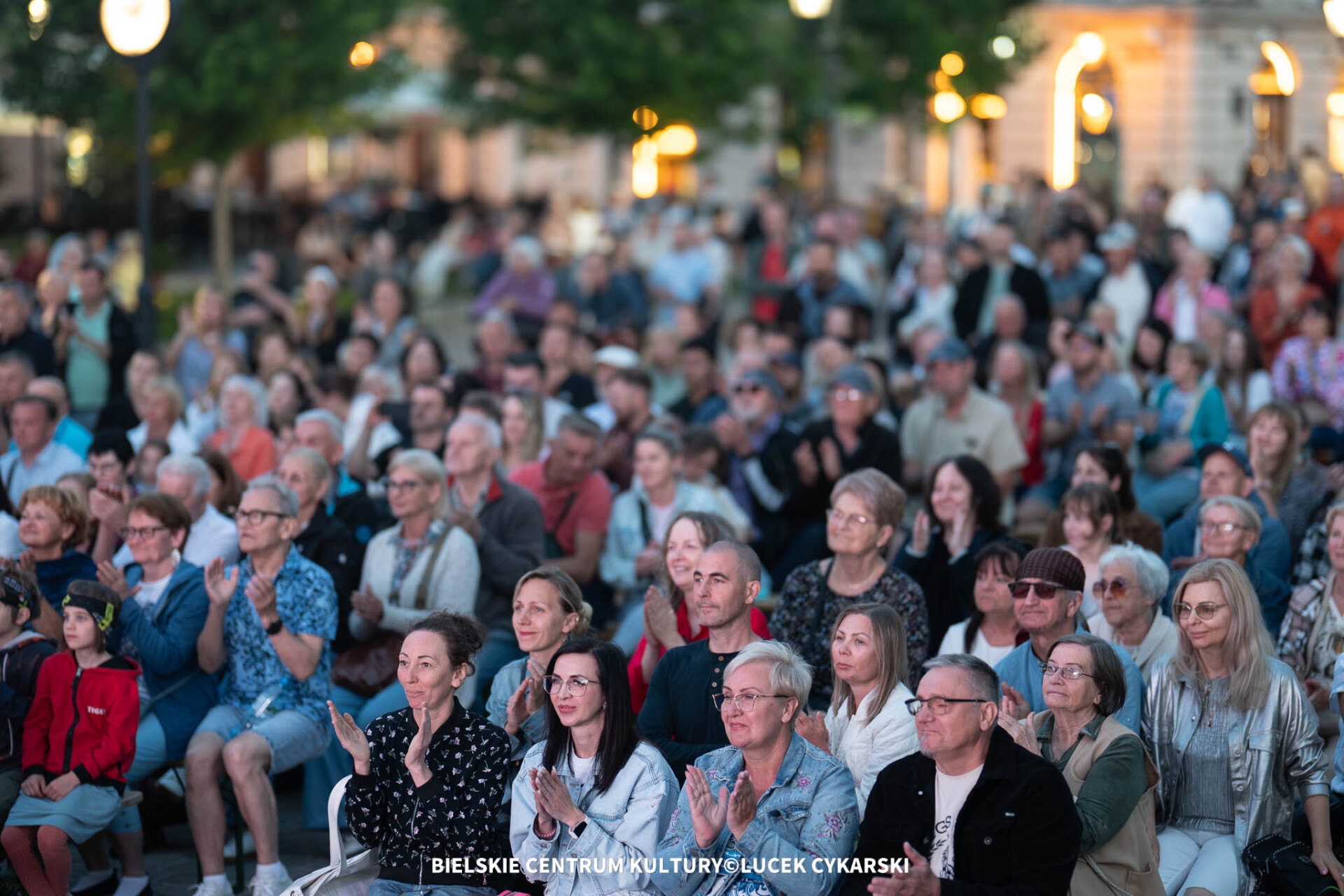 Folk i orkiestra stworzyły magię. Publiczność nie kryła zachwytu | ZDJĘCIA