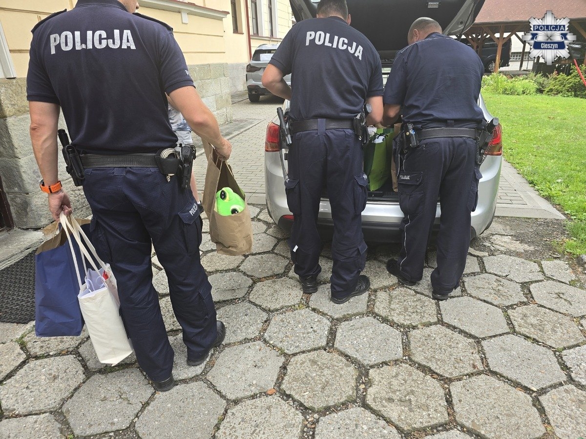 Świętowali, pomagając dzieciom. Wyjątkowa inicjatywa cieszyńskiej policji