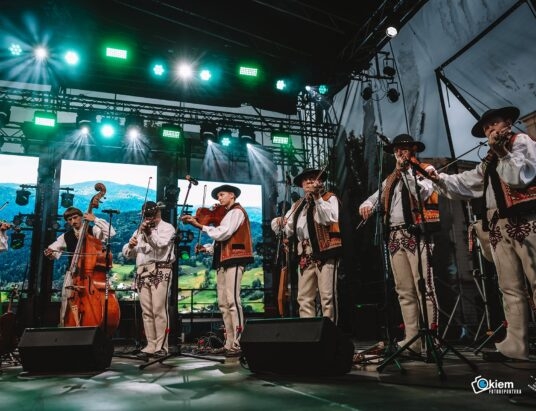 63. Tydzień Kultury Beskidzkiej rozpoczęty. Festiwal folklorystyczny zainaugurowany w Polskiej Stolicy Kultury