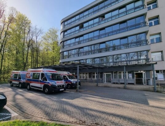 Zweryfikowaliśmy głośne nagranie. Policja, prokuratura i szpital nie potwierdzają pobicia 57-latka