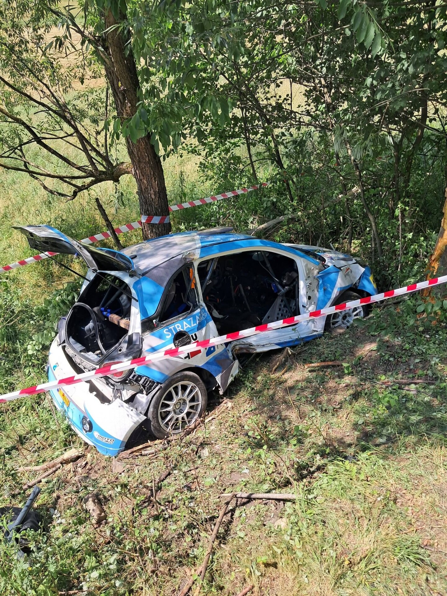 Poważny wypadek podczas rajdu Małopolski. Lądował śmigłowiec LPR