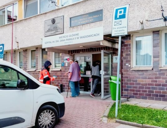 Władze powiatu wadowickiego o anestezjologach i szpitalu