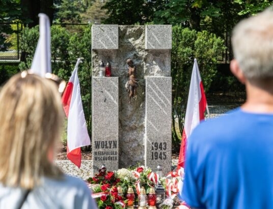 Czy do pomnika upamiętniającego ofiary rzezi wołyńskiej dołączy rondo?