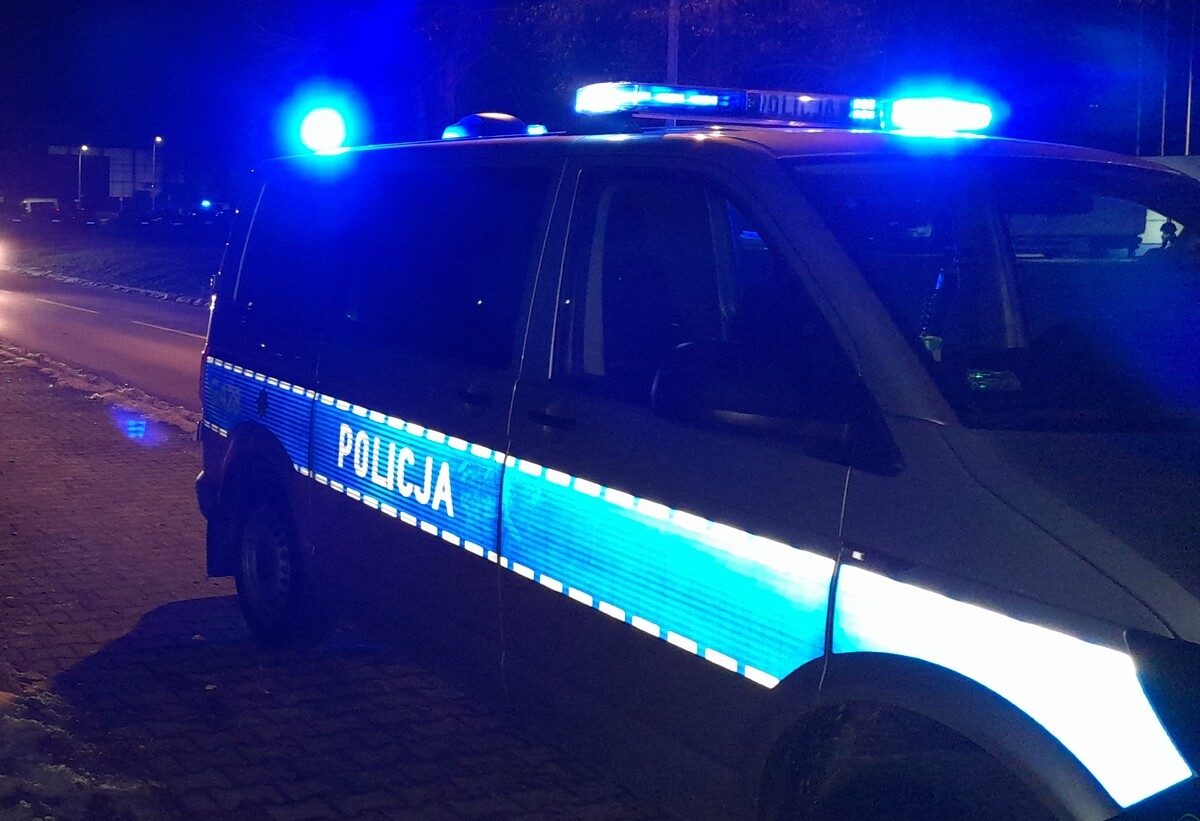 Krwawa jatka na stacji paliw. Cztery osoby ranione nożem, sprawca poszukiwany