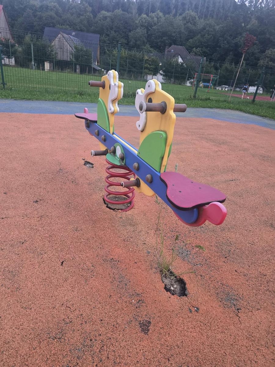 Po kontroli zamknęli plac zabaw w Toporzysku