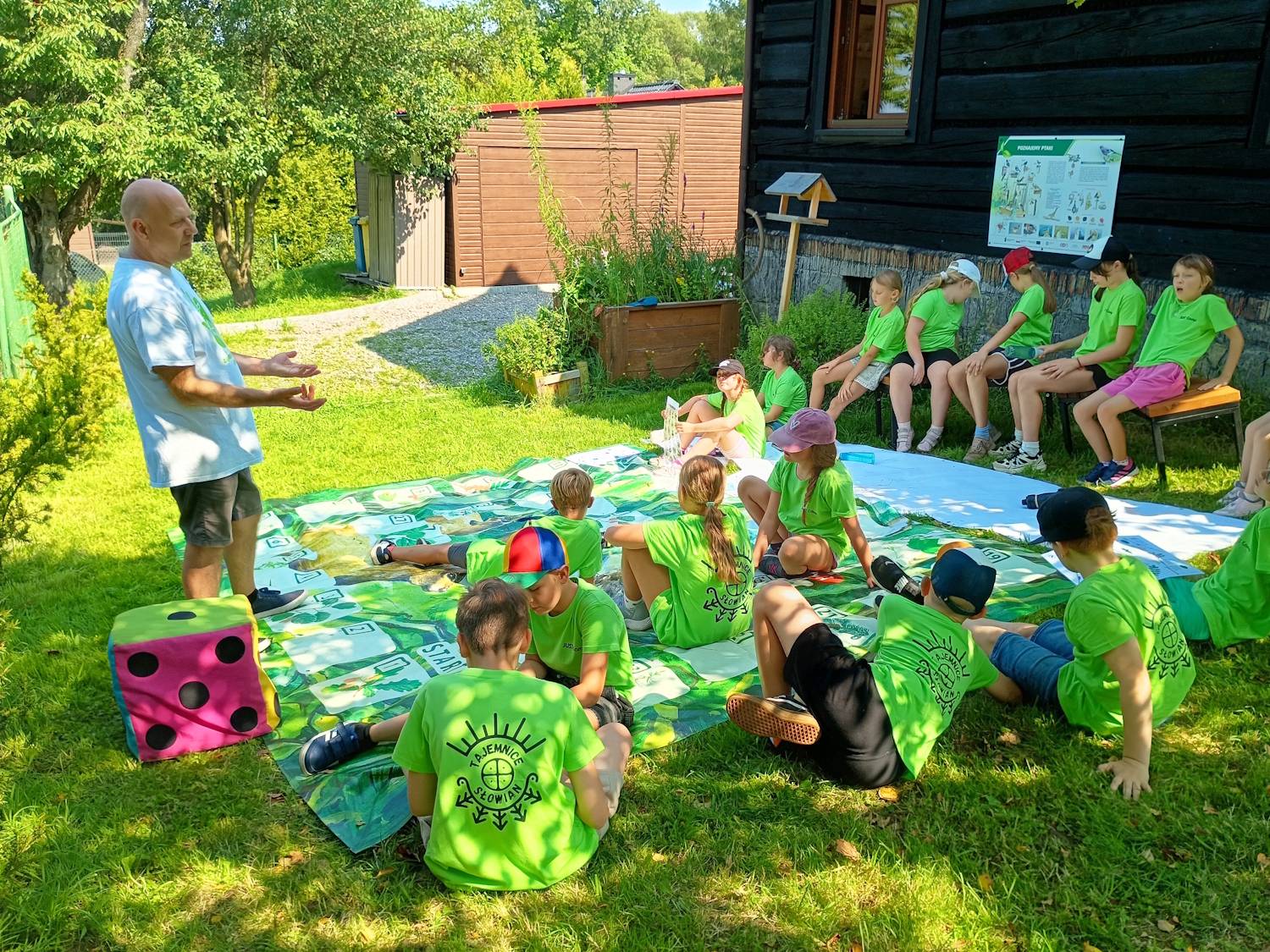 Akademia Przyrodnicza Arki – wakacyjna edukacja w ogrodzie WIDEO