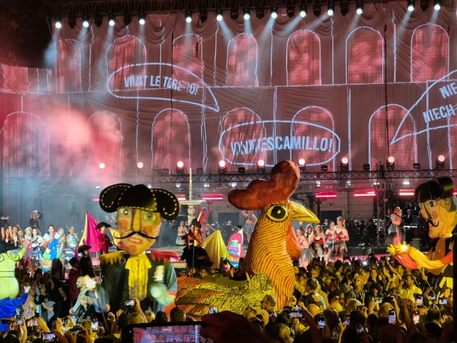 Imponujący spektakl pod gołym niebem. Carmen przyciągnęła tłumy