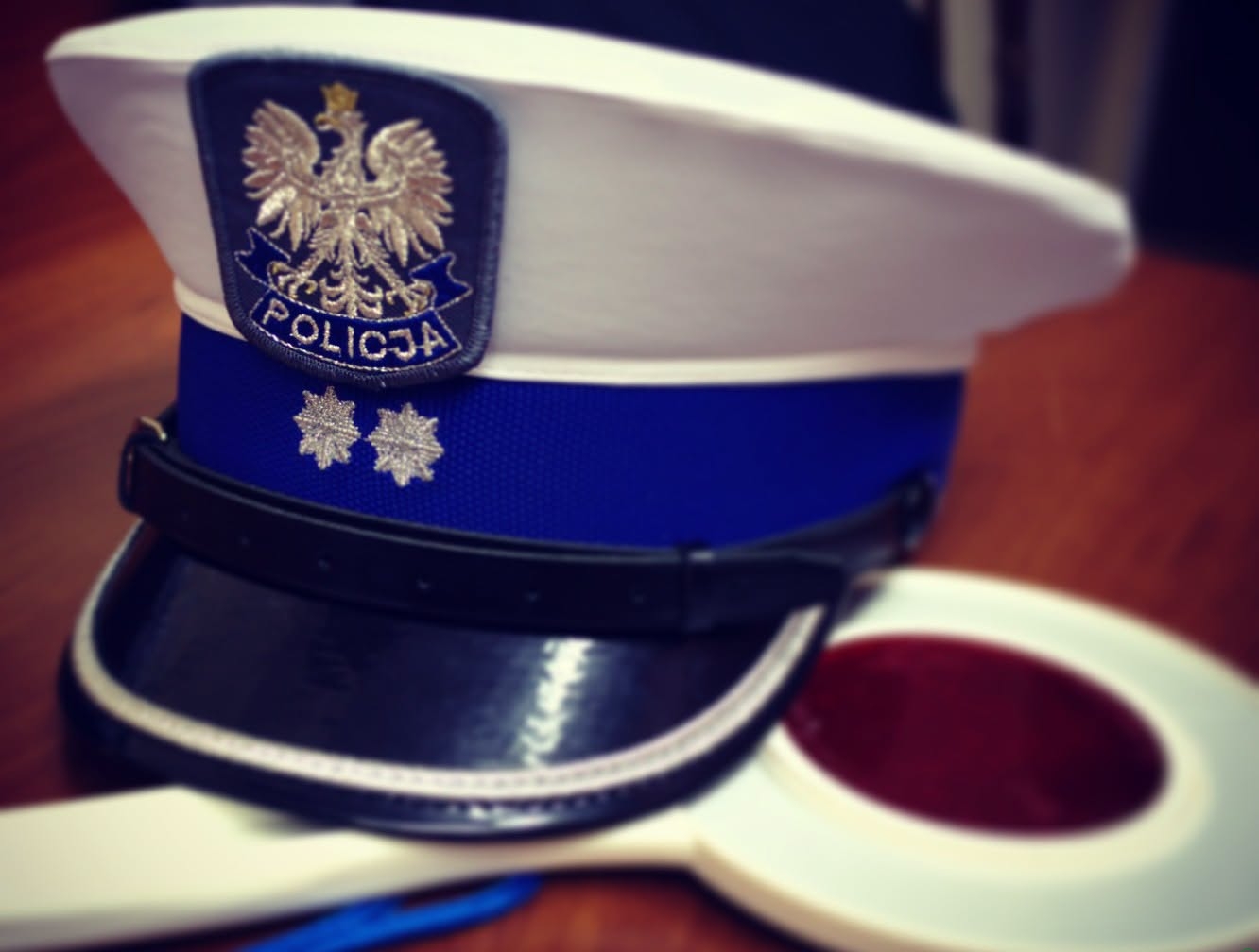 Po pijaku na hulajnodze. Wjechał wprost pod auto