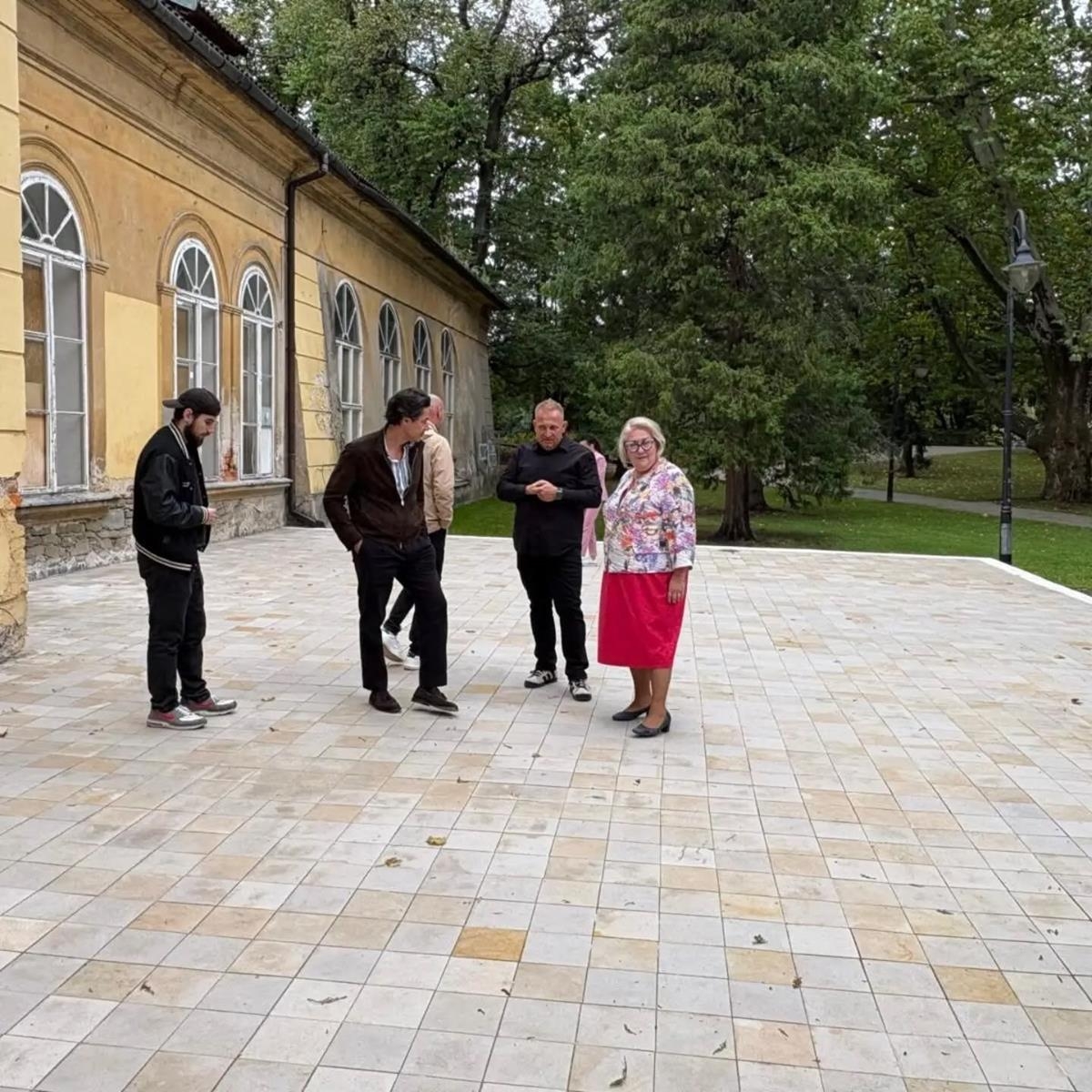 Pierwszy etap prac przy pałacu Bobrowskich w Andrychowie
